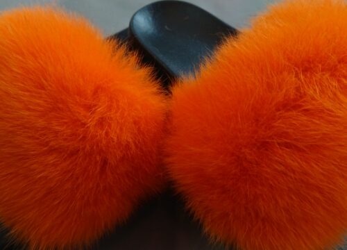 Pomarańcz klapki z futerkiem