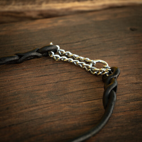 Obroża półzaciskowa – rzemień