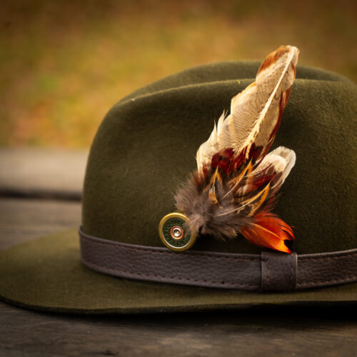 Przypinka myśliwska z piór bażanta